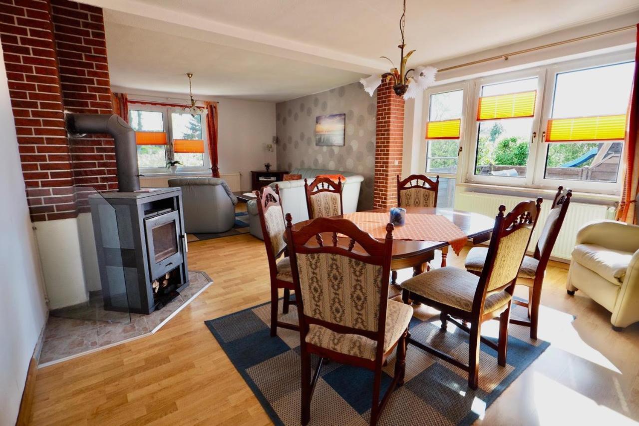 Ferienhaus Neumann - Ein Ganzes Haus Fuer Ihren Urlaub! Hessenburg Esterno foto
